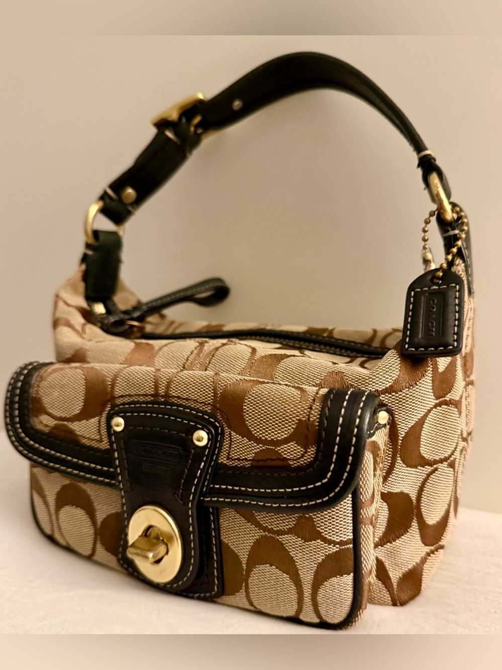 👑✅PRICE FIRM✅ Beautiful Brown COACH Legacy Signature CC Canvas Mini Bag - Picture 4 of 16